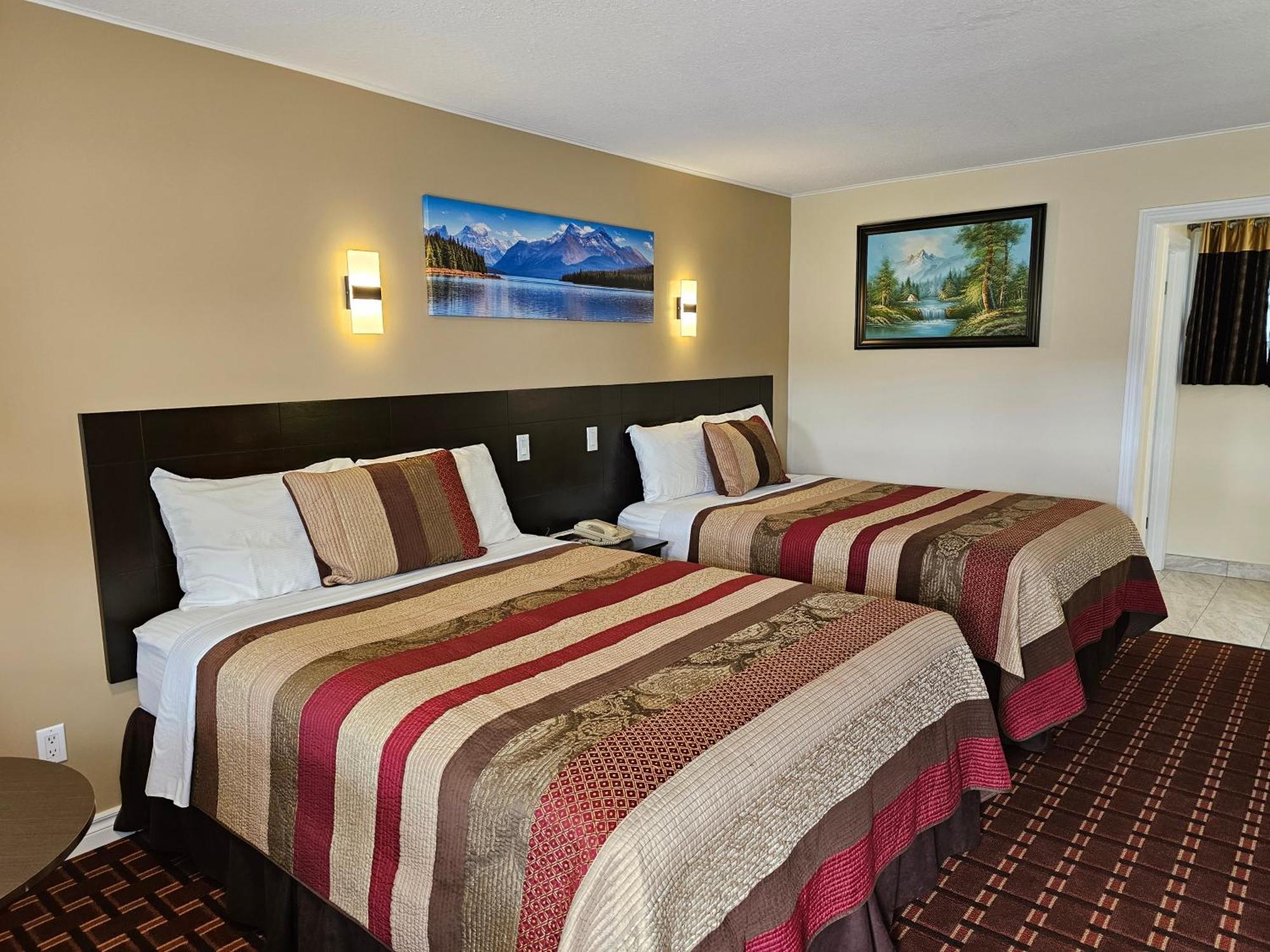 Fox Motor Inn Greater Napanee Exterior foto